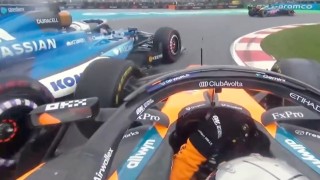 McLaren - Videón a csattanás, ami 10 másodperces büntetést eredményezett Oscar Piastrinak