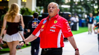 Ferrari - Vasseur nem érti, mi a gond az új szabályokkal, szerinte jó versenyeket eredményeztek
