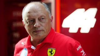 Ferrari - Erődemonstráció után jött a kijózanító pofon - Vasseur szerint még nem tudni, hogy ki, hol áll