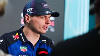 Red Bull Racing - Verstappen fellélegzett a Red Bull drasztikus újításai után: Felére csökkentettük a hátrányunkat!
