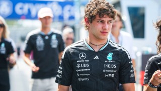 Mercedes - Antonelli dühös magára, elmondása szerint a gumik tréfálták meg