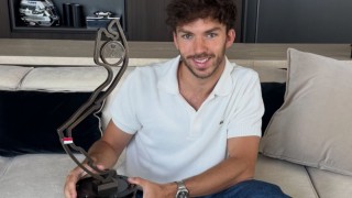 Alpine - Gasly megkapta a trófeát, de még mindig elbukhatja a monacói dobogót