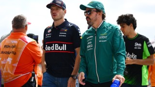 Aston Martin - Félelmetes páros állhat össze Le Mans-ban, Alonso Verstappennel indulna a legendás 24 óráson