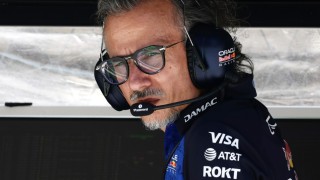 Red Bull Racing - Totális ébresztő a Red Bull-nál - fél másodpercre van a Ferrari és a Mercedes