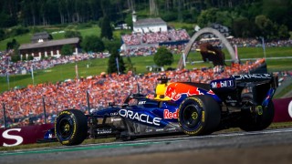 Red Bull Racing - Saját hibája miatt tiltatná be a Ferrari új fegyverét a Red Bull