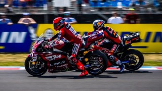 Drasztikus szigorítás jöhet a MotoGP-ben, eltűnhetnek a tartalékmotorok az edzésekről