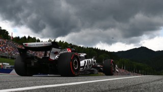Japán pilótáknak küldött F1-es meghívót a Haas