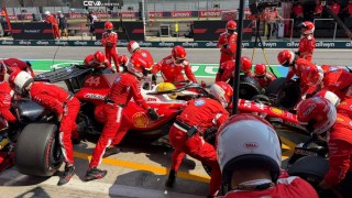 Mercedes - Hamilton stabilitása új szintre emelte a bajnoki versenyt