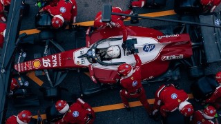 Ferrari - Súlyos kritikát kapott a Ferrari sztárja: „Verstappen vagy Hamilton ezt biztos nem tette volna meg”