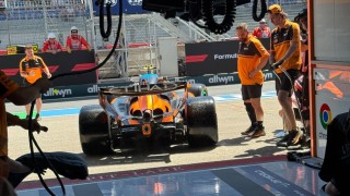 McLaren - Miért állította le a McLaren az új Macarena-szárny tesztelését?