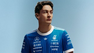 Ferrari - Russell szerint Hamilton újra repül, és komoly fenyegetést jelent a Mercedesre