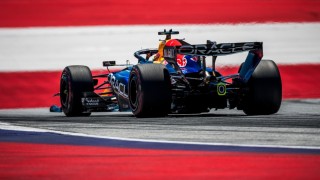 Red Bull Racing - Megkönnyebbülhetnek a Red Bullnál Verstappen időmérős balesete után