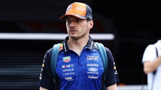 Red Bull Racing - Verstappen: Értem, hogy mit miért csinálnak, de látni kellene végre, hogy ez nem valódi versenyzés