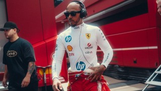 Ferrari - Betelt a pohár az olaszoknál, keményen kritizálják Hamiltont