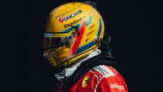 Ferrari - Elszabadultak a büntetések Lewis Hamilton ellen a bajnoki harcban