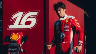 Ferrari - Beismerte tévedését az FIA, büntetniük kellett volna Leclerc-t Spában