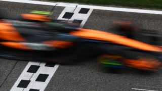 McLaren - Betelt a pohár a McLaren világbajnokánál, durva zaklatásról vallott