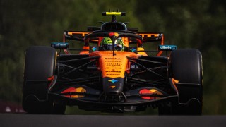 Racing Bulls - Óriási feszültség tört ki a McLaren körül, egyre nagyobb a balhé
