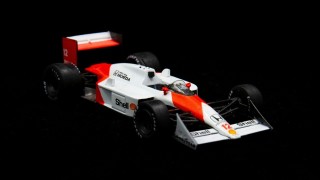 Williams - Csillagászati áron kelt el Ayrton Senna mogyoródi győztes sisakja