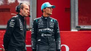 Mercedes - A kiábrándult George Russell fásultsággal küzd, Toto Wolff siet a segítségére