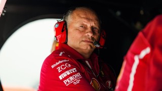 Ferrari - A Ferrari főnöke szerint a 2026-os szabályok elvehetik a Forma–1 valódi versenyzési élményét