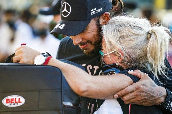  - Rosberg: Hamilton számára tovább rontja a helyzetet Angela Cullen távozása