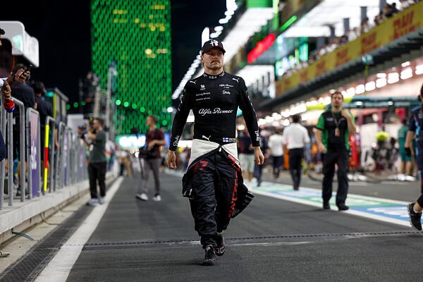  - Látványos sisakfestéssel készül az Ausztrál Nagydíjra Valtteri Bottas (képek)