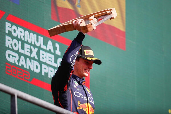 - Verstappen: "Világbajnokként muszáj, hogy benne legyek a Netflix-sorozatban"