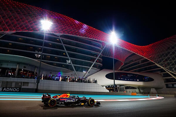 Hivatalos: A Red Bull oldalán tér vissza a Forma-1-be a Ford!