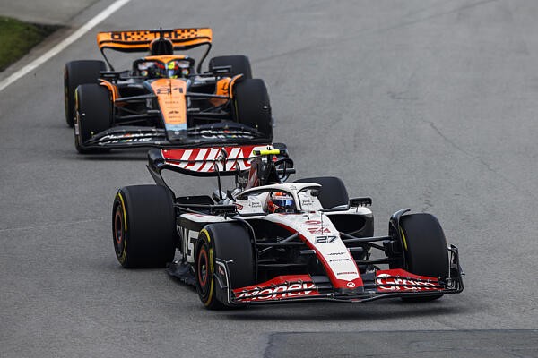  - PlayStation-ös manőverrel előzött a Kanadai Nagydíjon a McLaren pilótája (videó)