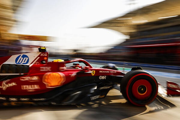 - "Olyan, mintha Hamilton padlóra került volna" - állítja a volt F1-es