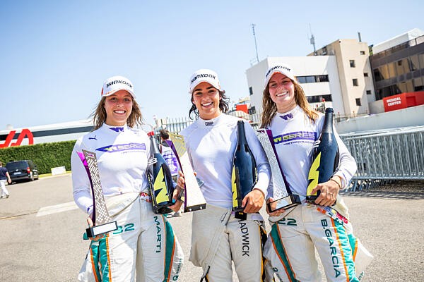 Új, teljesen női szériát indít a Forma-1!