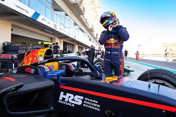 és  - Nagy meglepetés a Forma-2-es időmérőn