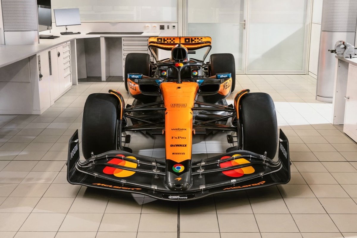 A McLaren nagyot kockáztatott, ami ha bejön, könnyen a Ferrari elé kerülhetnek