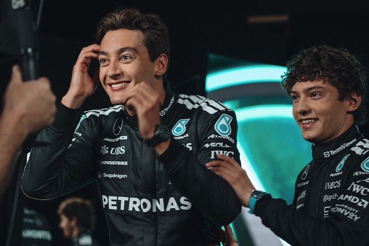 és  - Russell elárulta, kinek a gumiköltségeit nem vállalná